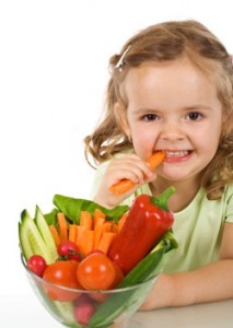 kid-eating-veggies